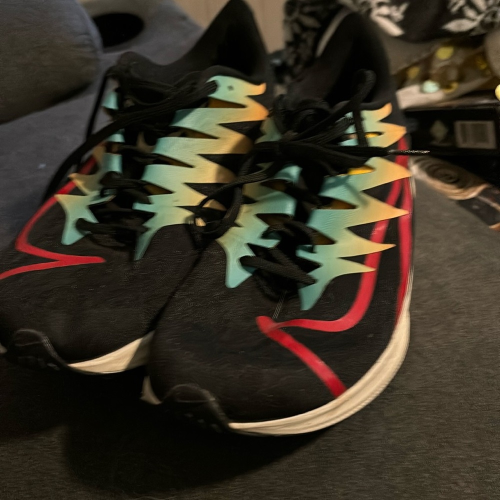 Nike Men’s 9.5 worn once.